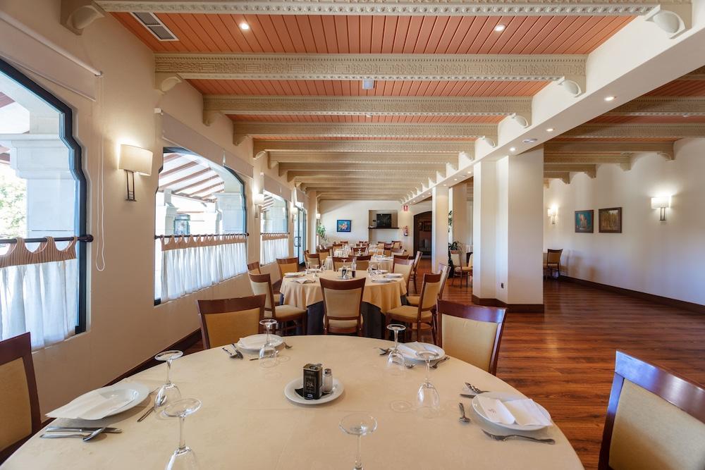 Hotel Abades Гуадикс Екстериор снимка