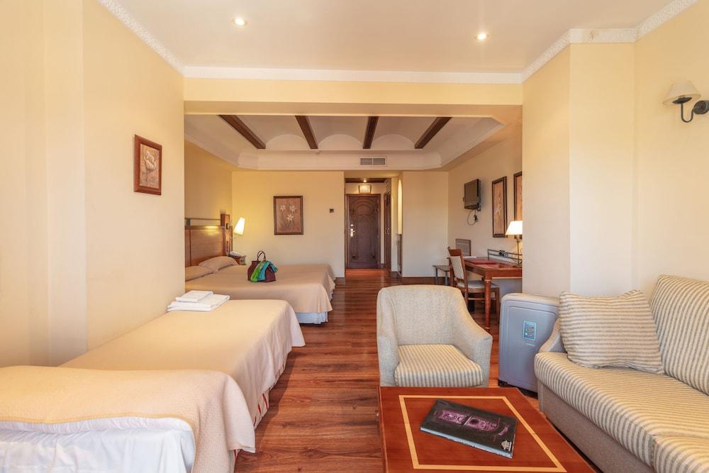 Hotel Abades Гуадикс Екстериор снимка