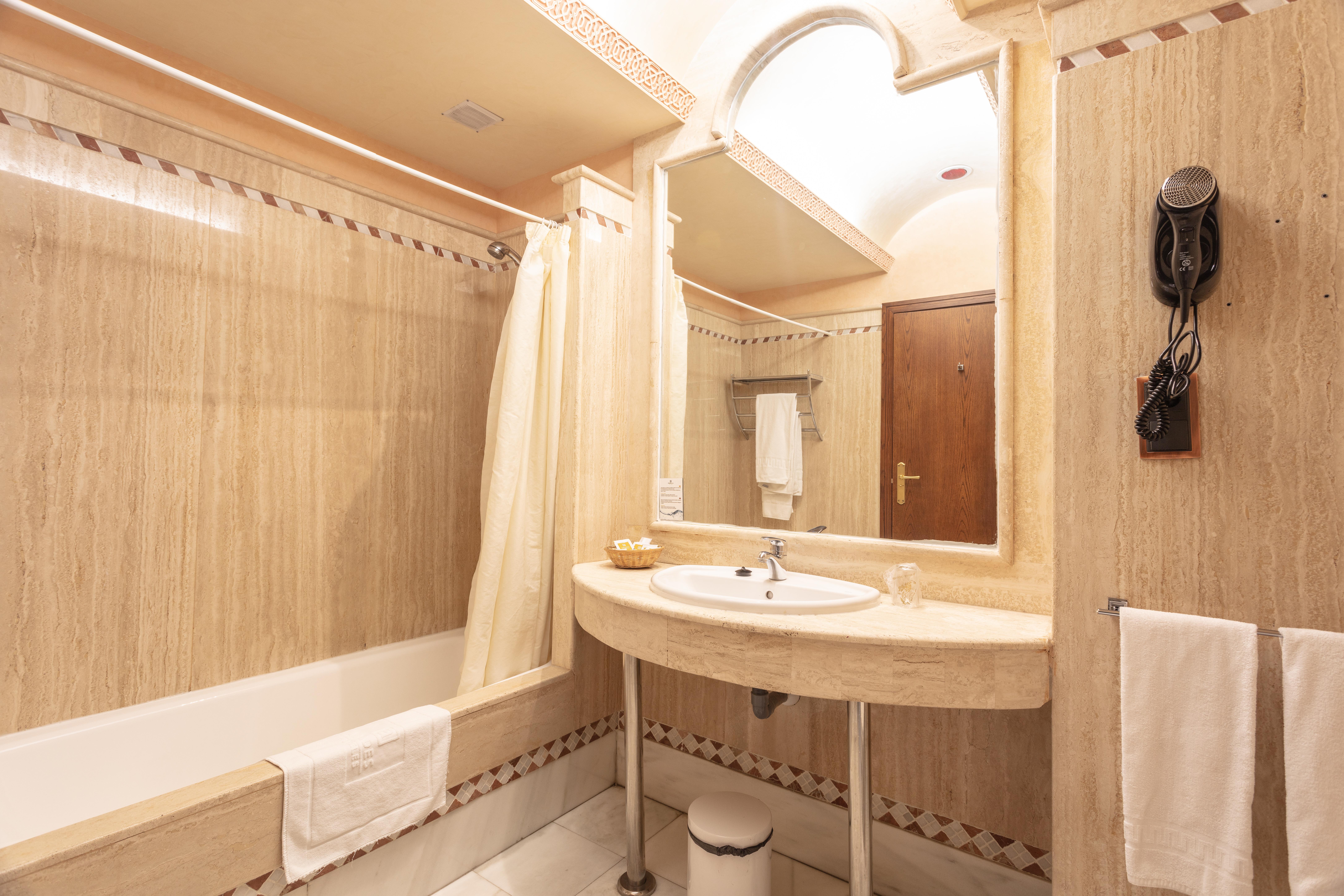 Hotel Abades Гуадикс Екстериор снимка