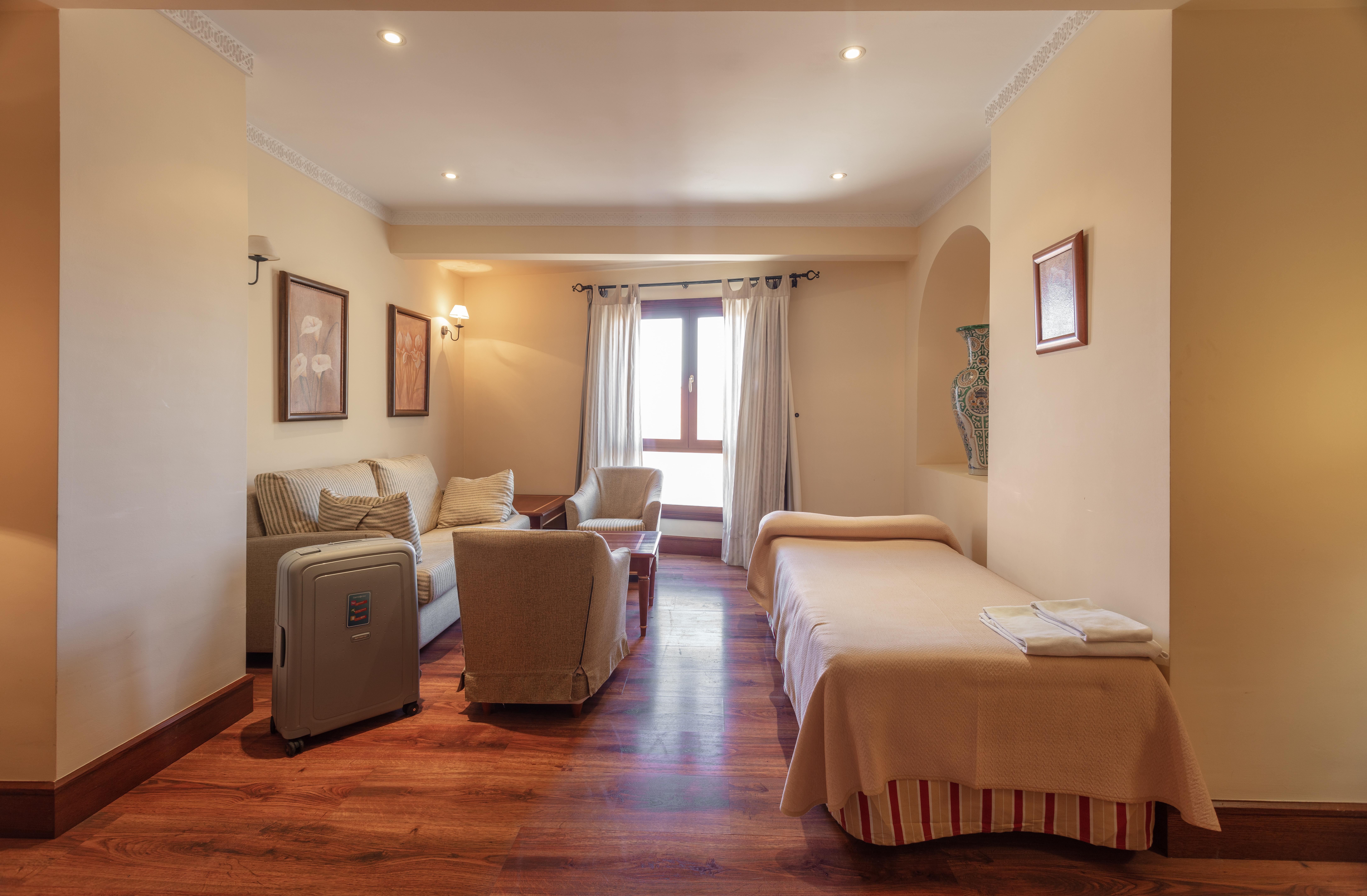 Hotel Abades Гуадикс Екстериор снимка